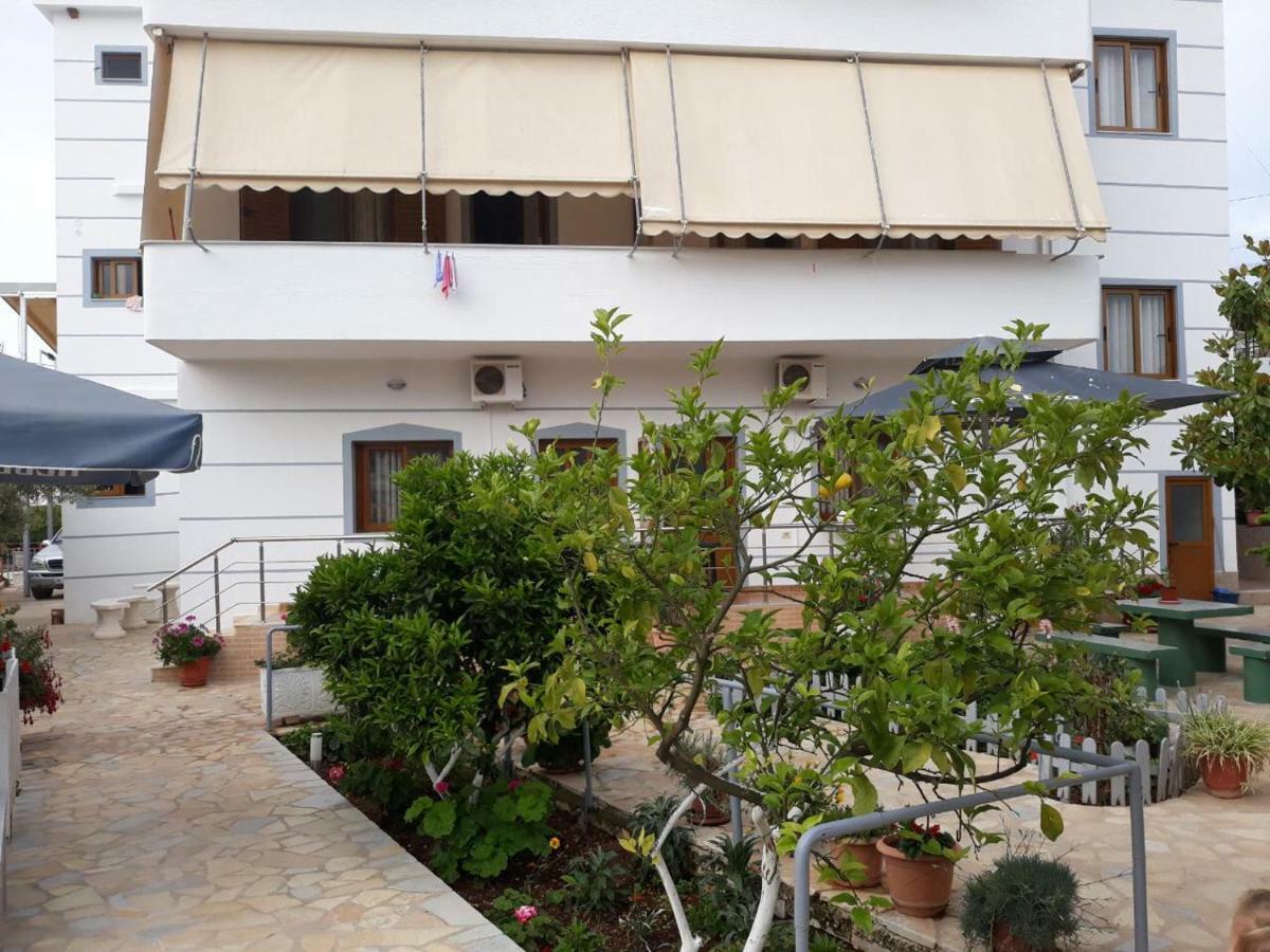 Villa Vela Ksamil Ngoại thất bức ảnh